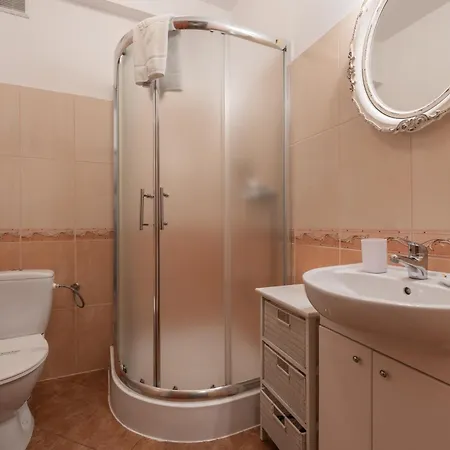 Apartman I Cicha Dolina Z Jacuzzi Szczyrk