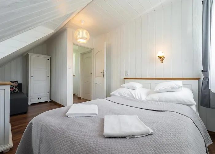 Domki I Apartamenty Cicha Dolina - Jacuzzi, Sauna, Basen