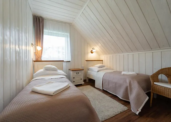 Domki I Apartamenty Cicha Dolina - Jacuzzi, Sauna, Basen * Szczyrk