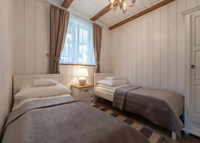 Domki I Apartamenty Cicha Dolina - Jacuzzi, Sauna, Basen Apartment Szczyrk